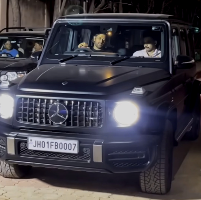 ms-dhoni-with-his-mercedes-amg-g-63