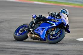 Yamaha YZF-R9: A Game-Changing Super sport for 2025