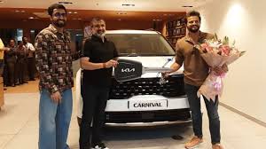 The New Kia Carnival :Suresh Raina Becomes First Owner Price, Features & Insights